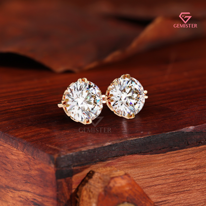 Round Brilliant-Cut Moissanite Compass Double-Prong Studs | 14K Gold