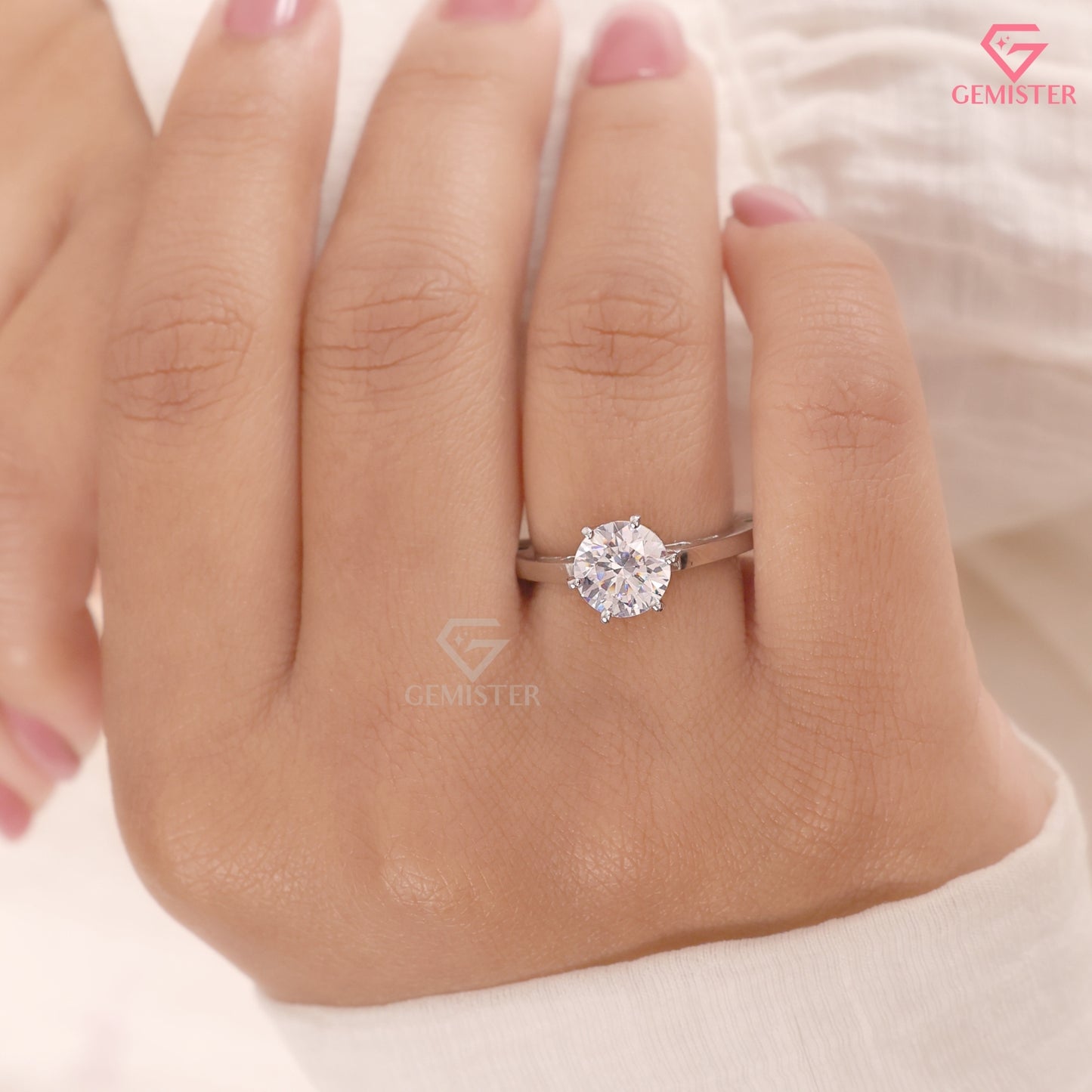 Round Brilliant Cut Moissanite Diamond 6-Prong Solitaire Engagement Ring, 14K White Gold