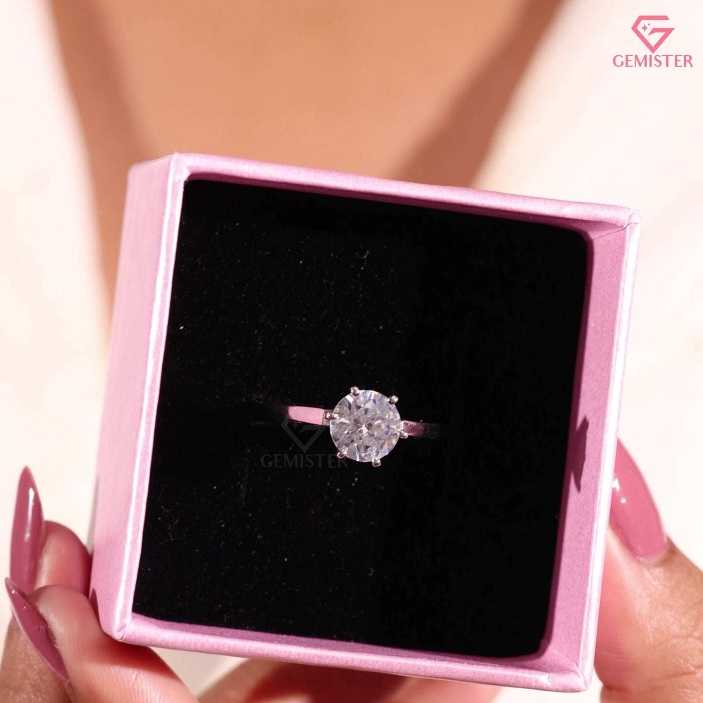 Round Brilliant Cut Moissanite Diamond 6-Prong Solitaire Engagement Ring, 14K White Gold