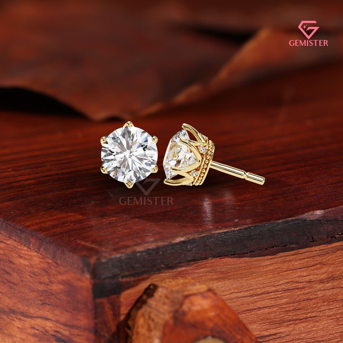 Round Brilliant Cut Diamond Stud Earrings with Elegant  Basket, VVS Clarity
