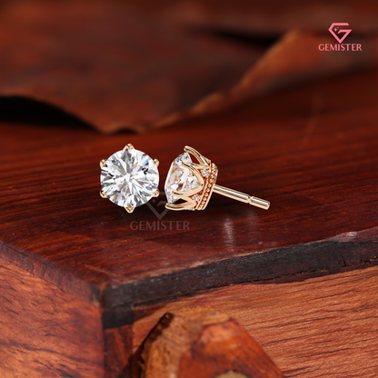 Round Brilliant Cut Diamond Stud Earrings with Elegant  Basket, VVS Clarity