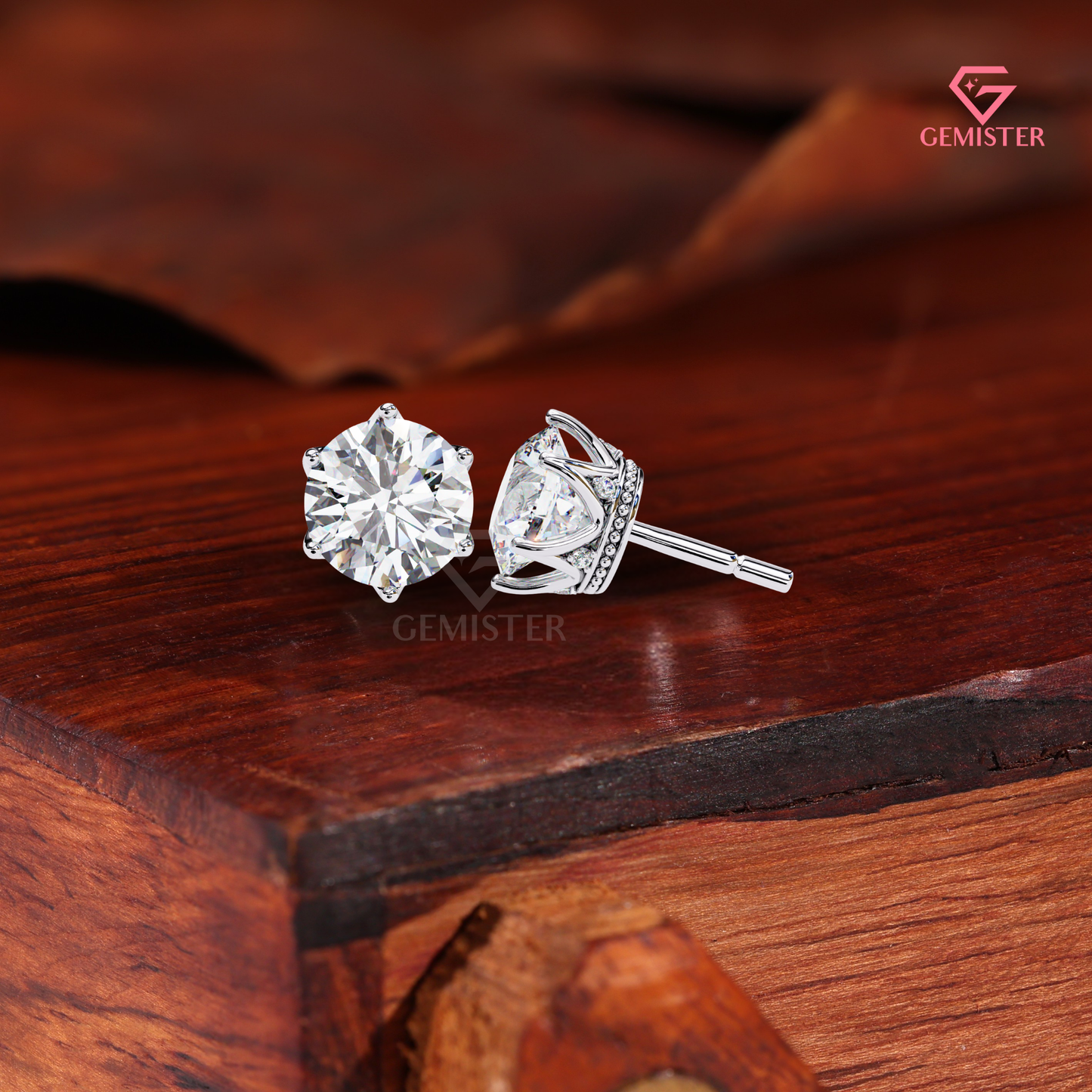 Round Brilliant Cut Diamond Stud Earrings with Elegant  Basket, VVS Clarity