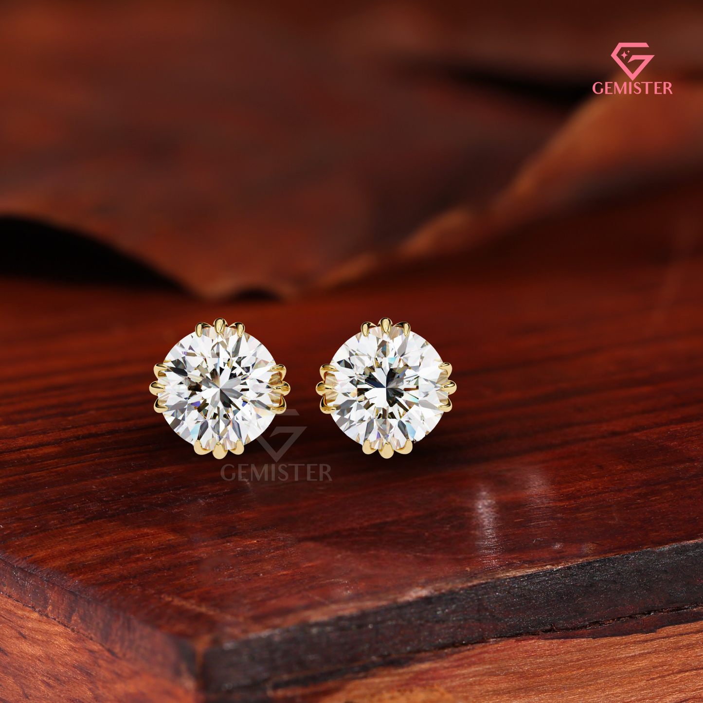 Round-Cut Moissanite Triple-Prong Compass Studs | 14K White Gold