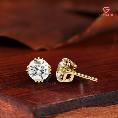 Round-Cut Moissanite Triple-Prong Compass Studs | 14K White Gold