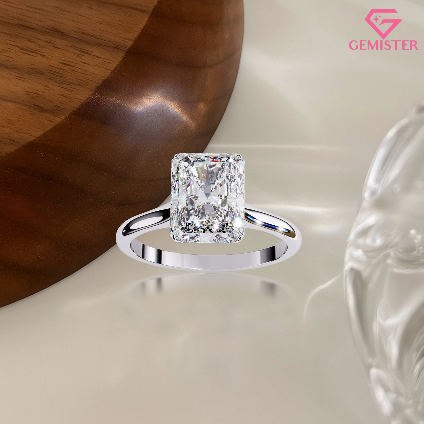 Elegant 2.94 CT Radiant Cut Moissanite Engagement Ring – Classic Gold Solitaire Bridal Ring