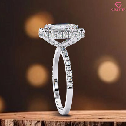 2.92 CT Emerald Cut Moissanite Halo Engagement Ring with Diamond Accents – Elegant Bridal Jewelry
