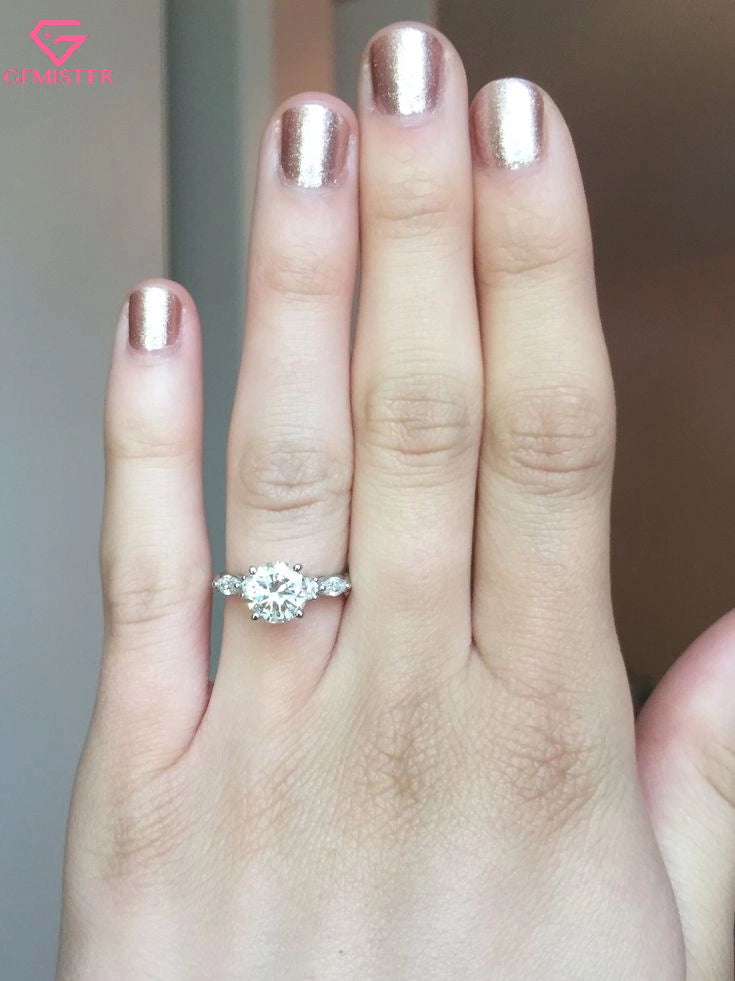 2.82 CT Round Cut Moissanite Engagement Ring with Marquise and Round Side Accents – Elegant Bridal Jewelry