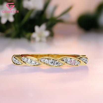 0.33 Ct Moissanite Twist Band Ring – Gold Infinity Style Ring with Round Cut Stones, Elegant Anniversary or Wedding Band for Women