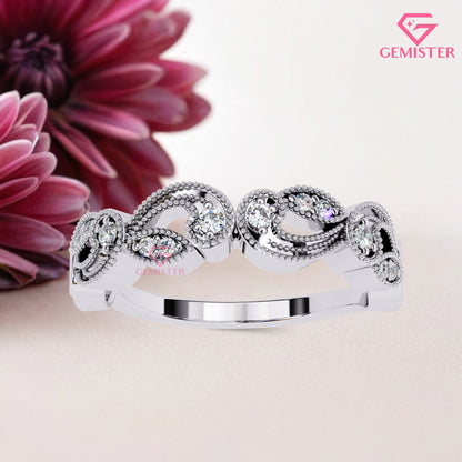 Vintage Leaf & Vine Moissanite Band – 0.11 CT Gold Milgrain Eternity Ring, Nature Inspired Wedding Band, Dainty Anniversary Jewelry