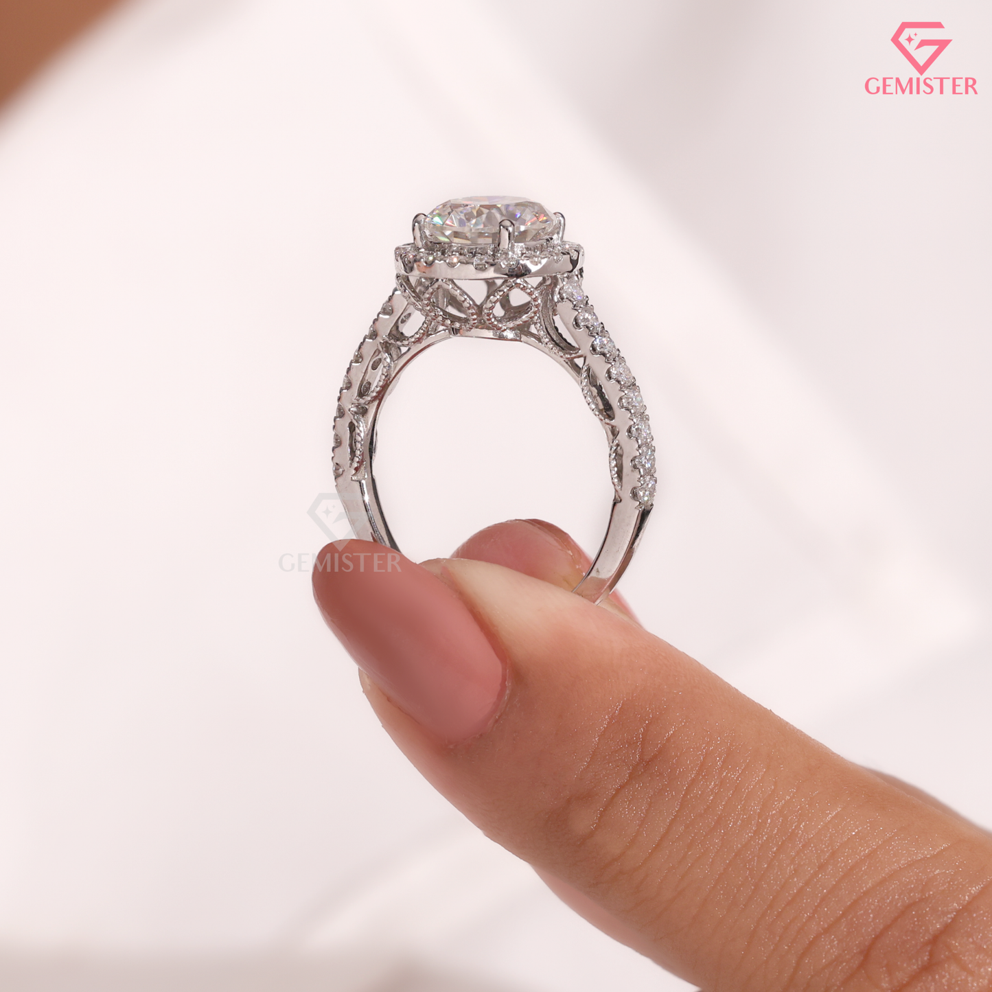 Round Cut Lab Grown Diamond Halo Engagement Ring in 14K Gold