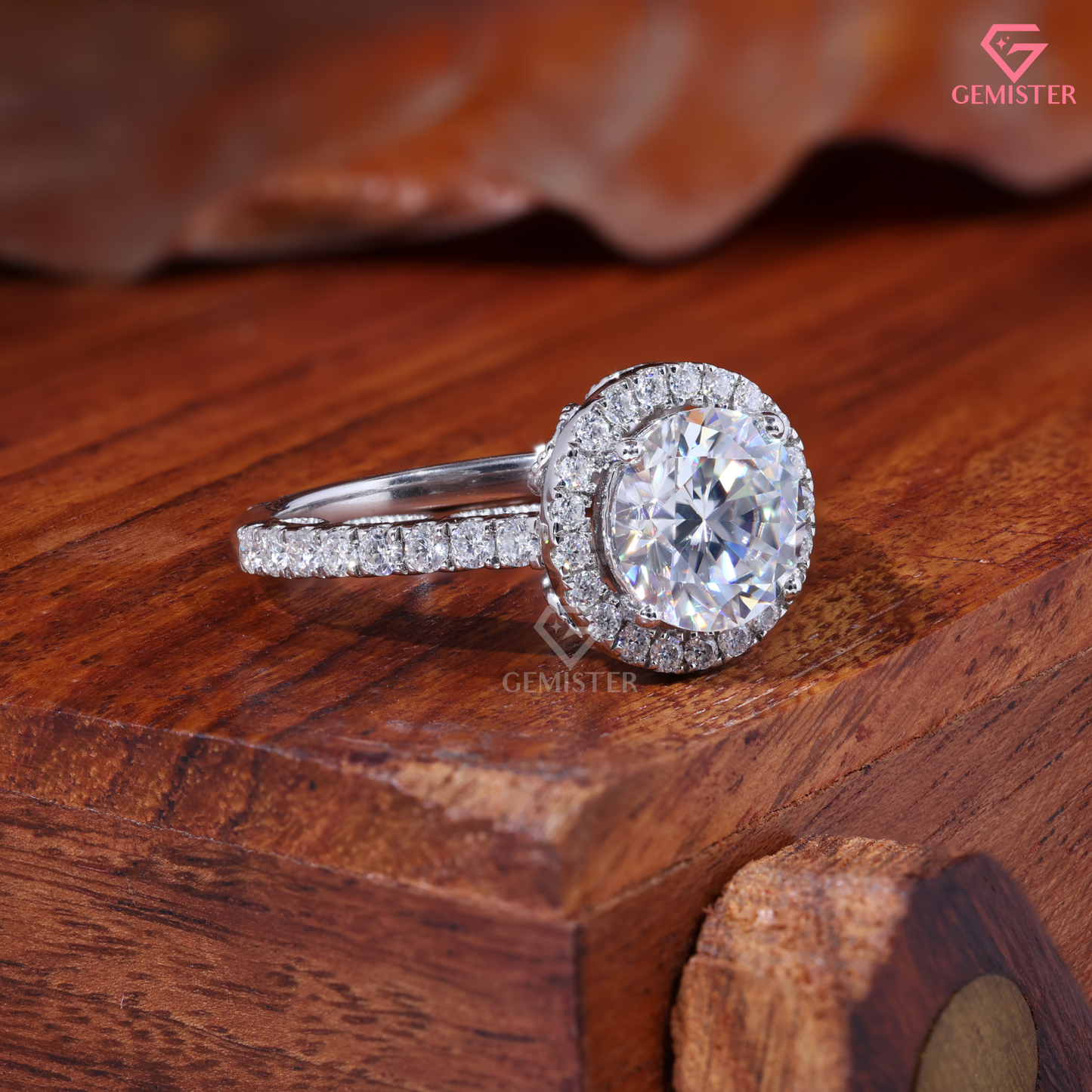 Round Cut Lab Grown Diamond Halo Engagement Ring in 14K Gold