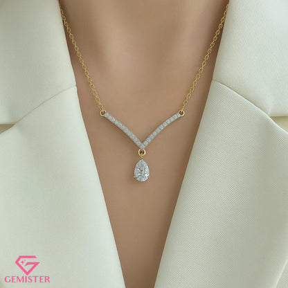 0.48 CT Pear Cut Lab Grown Diamond V-Shaped Drop Necklace in 14K Yellow Gold – Elegant Pendant