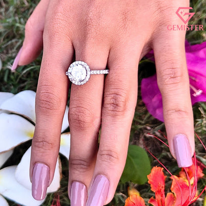 Vintage Round Brilliant Moissanite Halo Engagement Ring | Filigree Cathedral Pavé Band